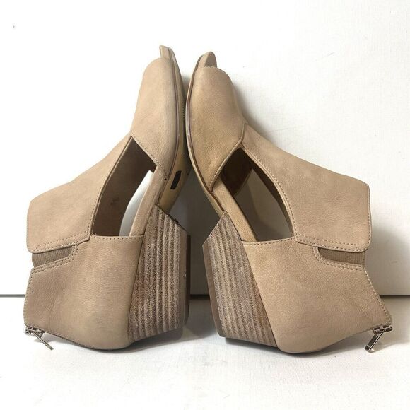 Naturalizer Womens 7.5M Wedge Wood Heel Zip Up Wrap Bootie Beige Nubuck Peep Toe - Picture 6 of 12